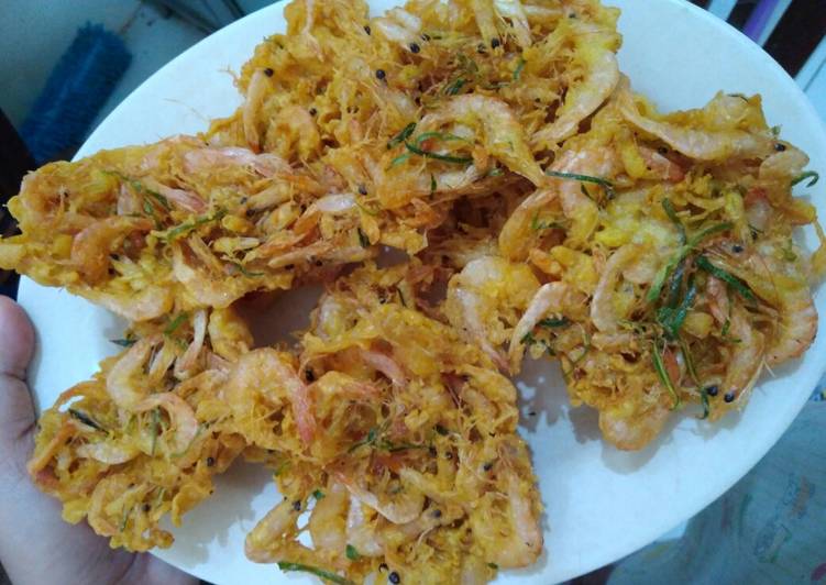 Peyek udang krispy