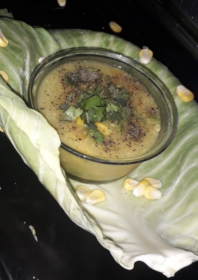 કોર્ન સૂપ (Corn Soup Recipe in Gujarati) રેસીપી મુખ્ય ફોટો