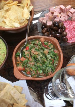Una foto de Pebre