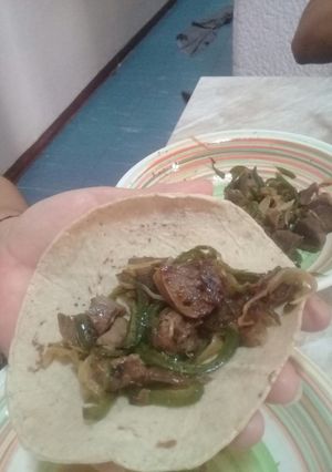 Una foto de Lengua de res para tacos