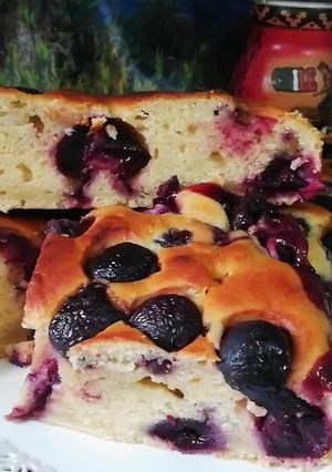 Una foto de Kuchen de cerezas deshuesadas con yogur griego