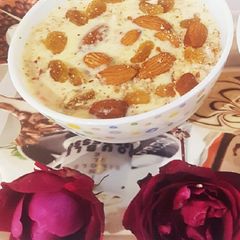 A picture of Gajar ki kheer with custard.