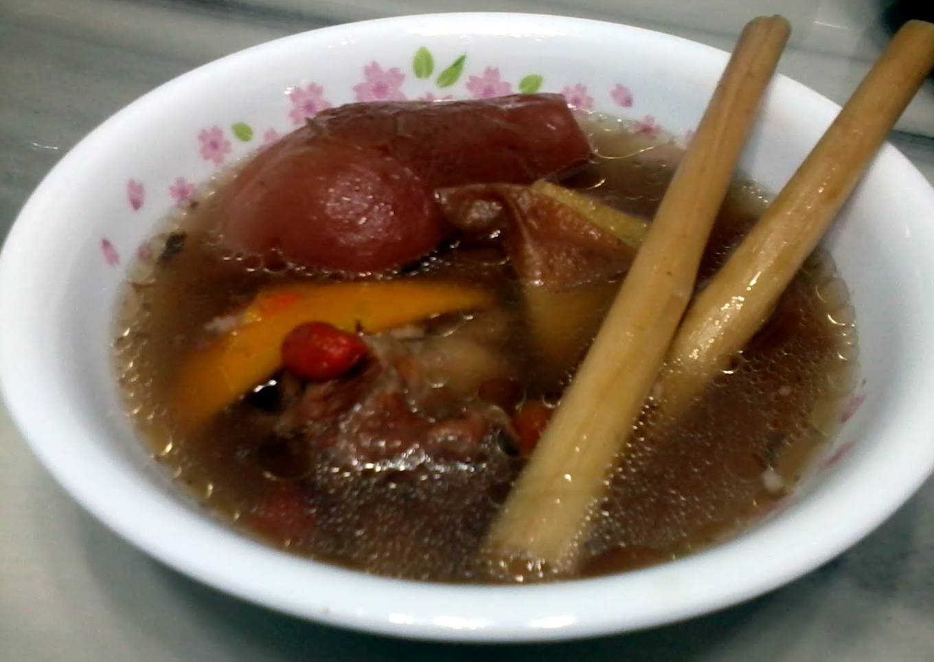 Korean Pear And Lemongrass In Pork Soup