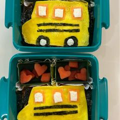 A picture of Easy creative bento - school bus theme.