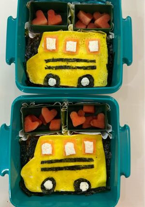 A picture of Easy creative bento - school bus theme.