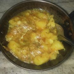 A picture of Aloo rasedar.