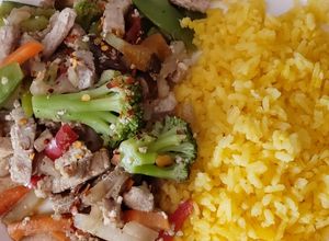 Una foto de Tiras de carne de puerco estilo oriental