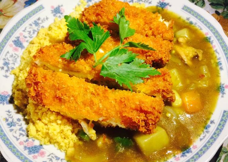 Langkah Mudah Menyiapkan Kare japan with chicken katsu + nasi jagung Menggugah Selera