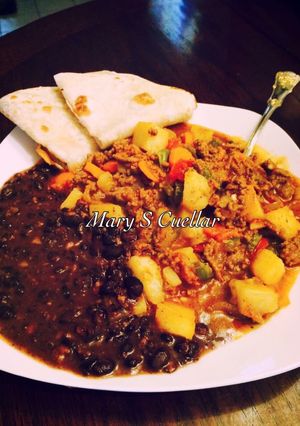 Una foto de Picadillo a mi estilo😋😋