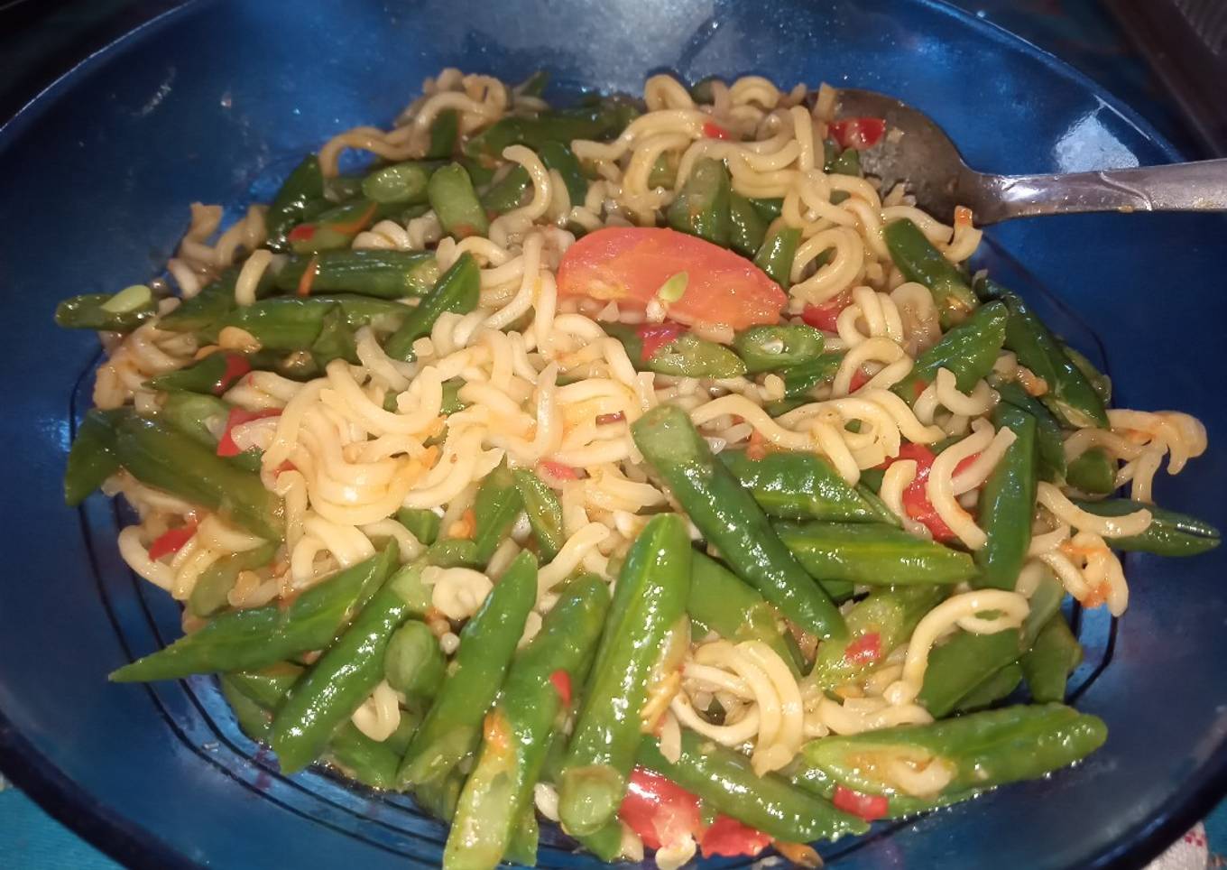 Mie tumis kacang panjang