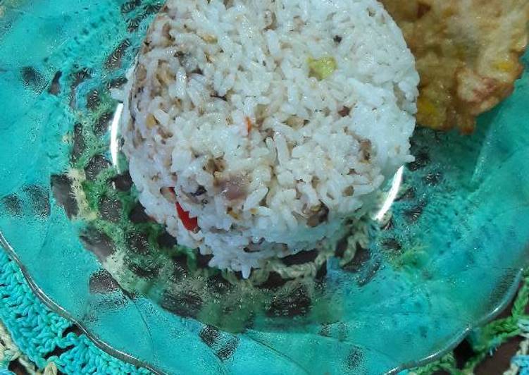 Nasi Tutug Oncom (TO)