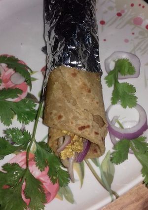 पनीर रोल (Paneer roll recipe in Hindi) रेसिपी मुख्य फोटो