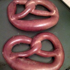 A picture of Vickys Soft Giant Pretzels, Dairy, Egg & Soy-Free.