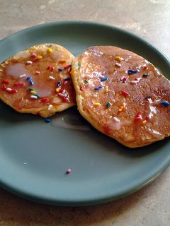 A picture of Birthday cake pancakes.
