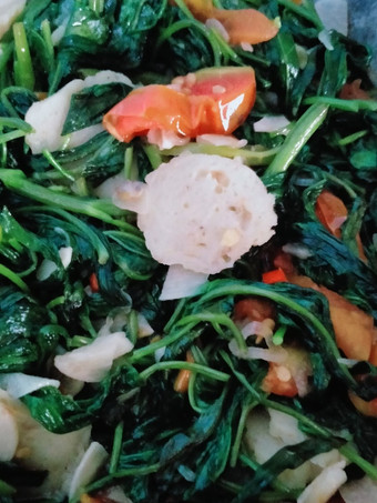 Bagaimana Membuat Cah kangkung mix baso ikan, Enak Banget