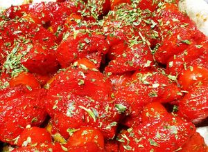 Une photo de Brochettes de poulet marinés au paprika tandoori masala