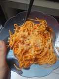Spaghetti mozzarella saus telur bolognese