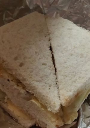 A picture of Veg Mayo Sandwich.
