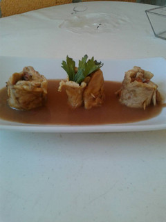Una foto de Pechugas de pollo en salsa española