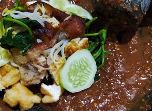 Foto resep Rujak Cingur Surabaya