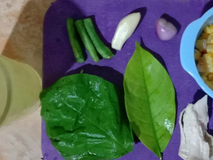 Cara Mudah Membikin Resep MPASI 6m Bubur Jagung Ayam Bayam yang Enak Banget Anti Ribet, Bisa Manjain Lidah