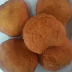 A picture of Blueband eggs mandazi.