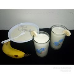 Banana & Coconut Milk Shake🍌 A picture of Banana & Coconut Milk Shake🍌.