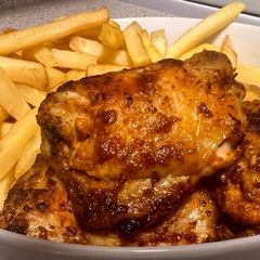 A picture of Harissa chicken thighs.