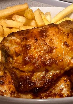 A picture of Harissa chicken thighs.
