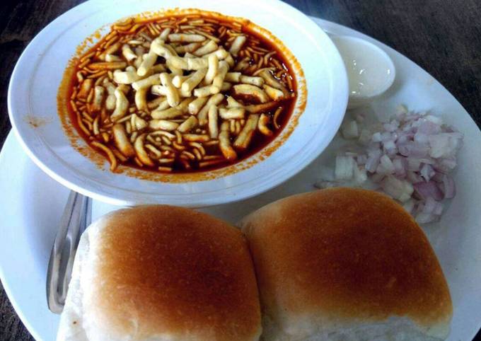 How to Make Favorite Misal Pav