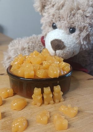 Une photo de 🍬 Bonbons aux fruits (sans gélatine et sans sucre)
