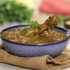 A picture of Chicken Dhansak.