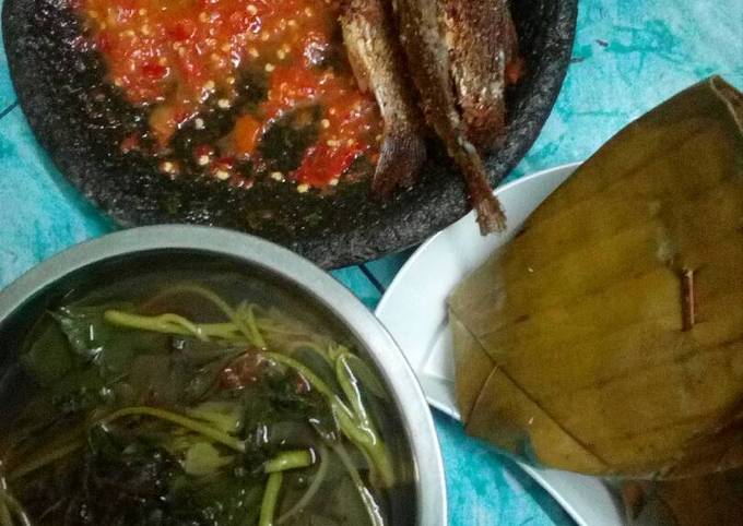 Sayur asem kacang daun ketela