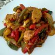 Pimientos con pollo en salsa de soja