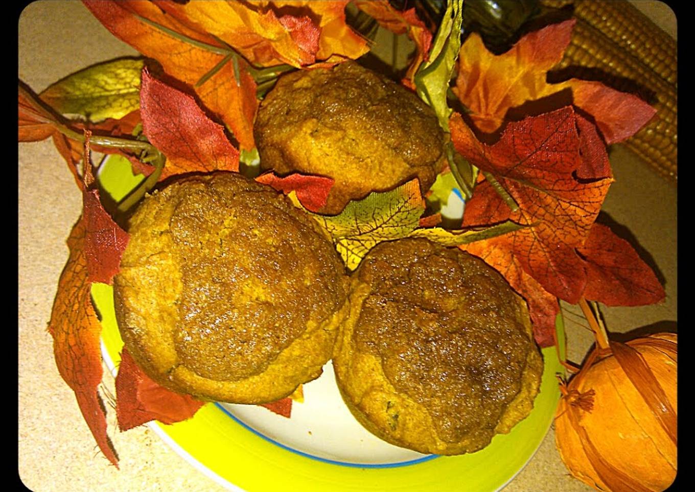 Autumn Pumpkin Muffins (With struesel topping)