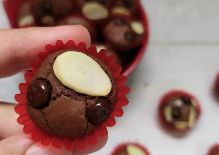 Langkah Mudah untuk Menyiapkan Brownies Mini (Tidak Terlalu Kering) yang Enak