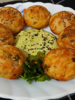 રવા ના અપ્પમ (Rava Appam Recipe In Gujarati) રેસીપી મુખ્ય ફોટો