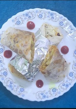 A picture of Paneer Schezwan frenki.