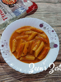 A picture of Tteokbokki.