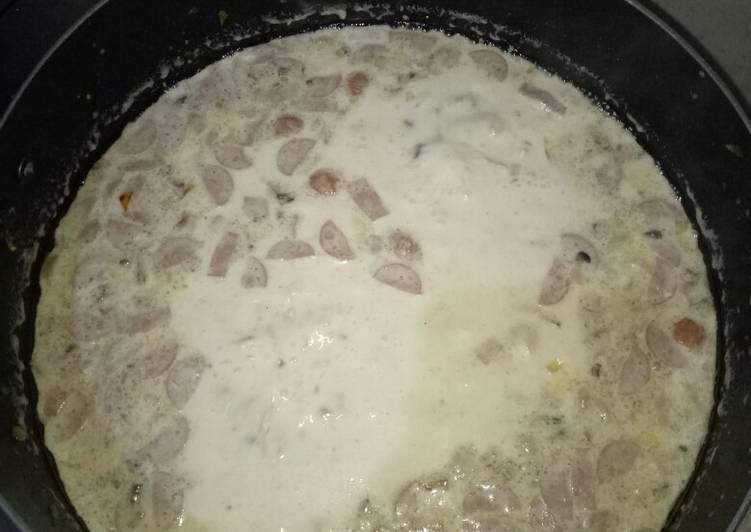 Langkah Mudah untuk Menyiapkan Chicken mushroom cream soup yang Menggugah Selera