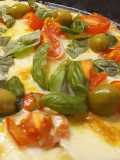 Una foto de Pizza integral sin levadura