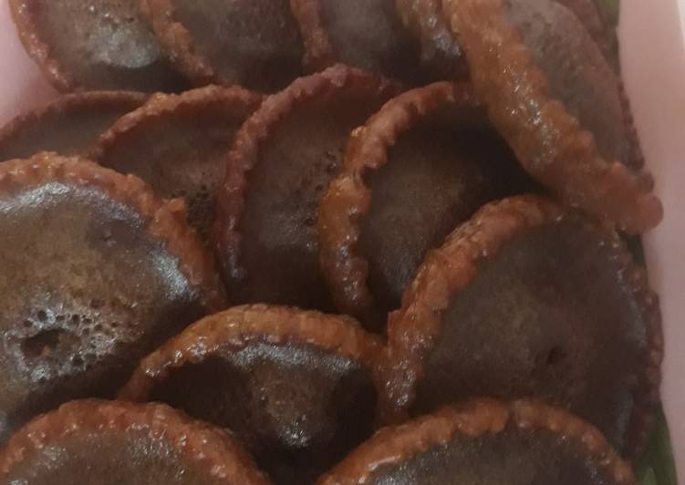 Cara mudah mengolah Kue cucur manado👍🏽 yang sempurna