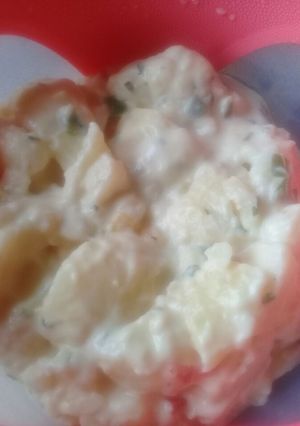 A picture of Potatoes salad.