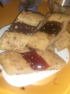 صورة لوصفة قاطو بدون بيض ولا زبدة بنين 😋