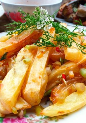 Hình của món Khoai tây xào sả ớt.