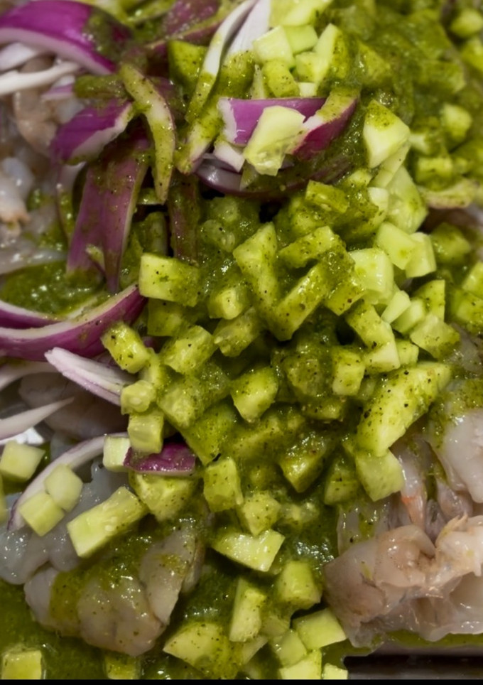 Una foto de *AGUACHILE DE CAMARÓN*