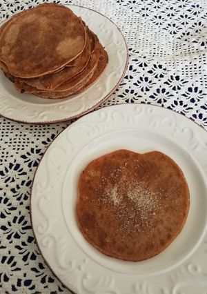 Une photo de Crêpes légères à la farine de châtaigne et au lait d'amandes