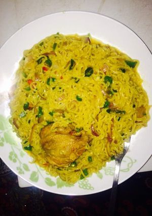 A picture of Chicken Curry Noodles.
