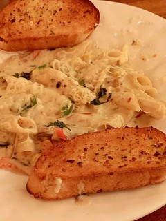হোয়াইট সস পাস্তা (white sauce pasta recipe in Bengali) রেসিপির প্রধান ছবি