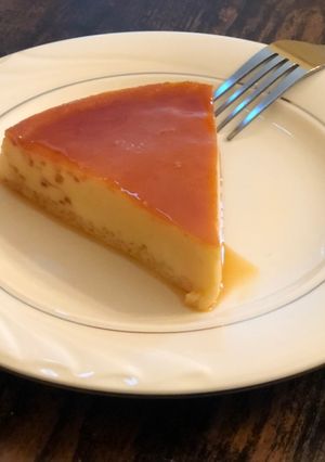 A picture of Flan.
